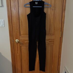 OQQ jumpsuit size medium